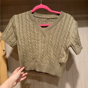 DAZY Cable Knit V-Neck Sweater